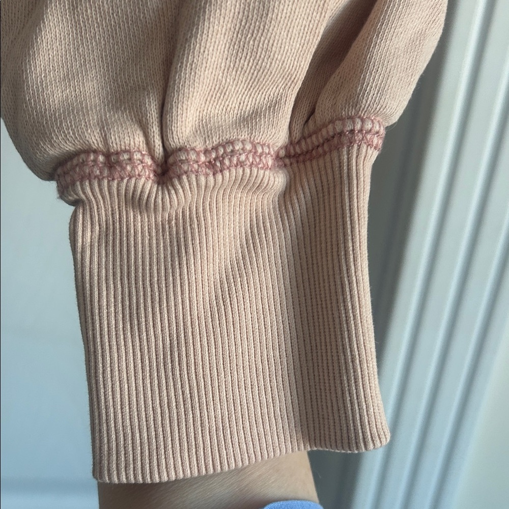 Free People Blush pink Crew Neck Sweatshirt with balloon sleeves. - Picture 10 of 16